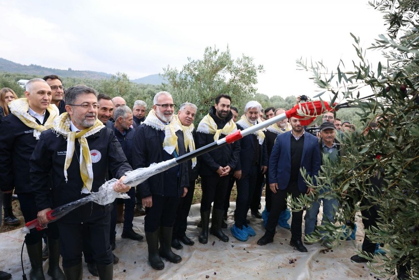 Bakan Yumaklı: Milletimiz zeytin üzerinden yapılan spekülasyonlara itibar etmesin - Resim: 6