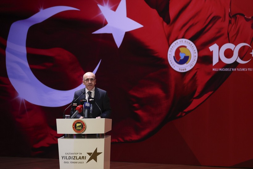 Son Dakika: Mehmet Şimşek: 'Vergiyi tabana yayacağız' derken yanlış anlaşıldık vergi ödemeyenlerin üzerine gideceğiz - Resim : 1