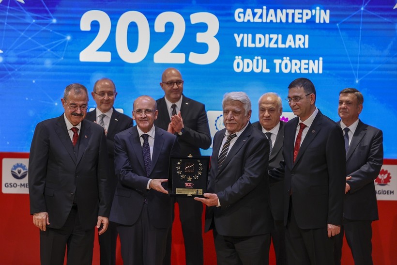 Son Dakika: Mehmet Şimşek: 'Vergiyi tabana yayacağız' derken yanlış anlaşıldık vergi ödemeyenlerin üzerine gideceğiz - Resim : 3