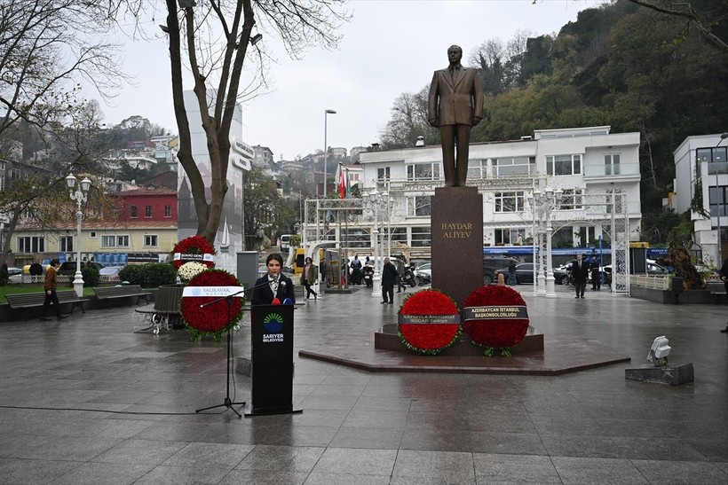 Azerbaycan'ın ulusal lideri Haydar Aliyev vefatının 20. yılında İstanbul'da anıldı - Resim: 12