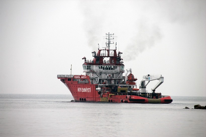 Zonguldak'ta kayıp 7 gemiciyi arama çalışmaları sürüyor - Resim : 4