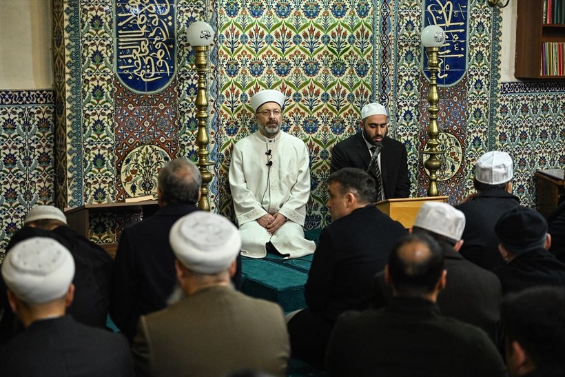 Diyanet İşleri Başkanı Ali Erbaş Hz. Yuşa Camii'nde 'Filistin'e dua' buluşmasına katıldı - Resim: 4