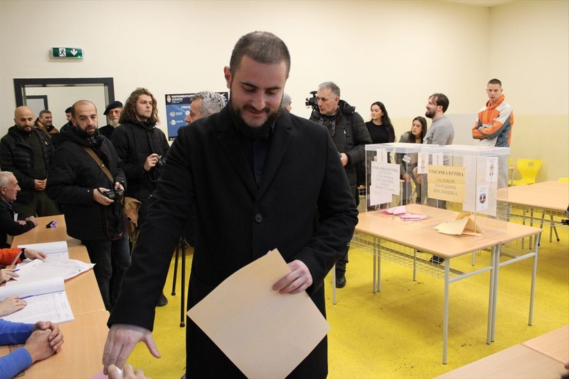 Sırbistan'da seçim süreci devam ediyor - Resim: 10