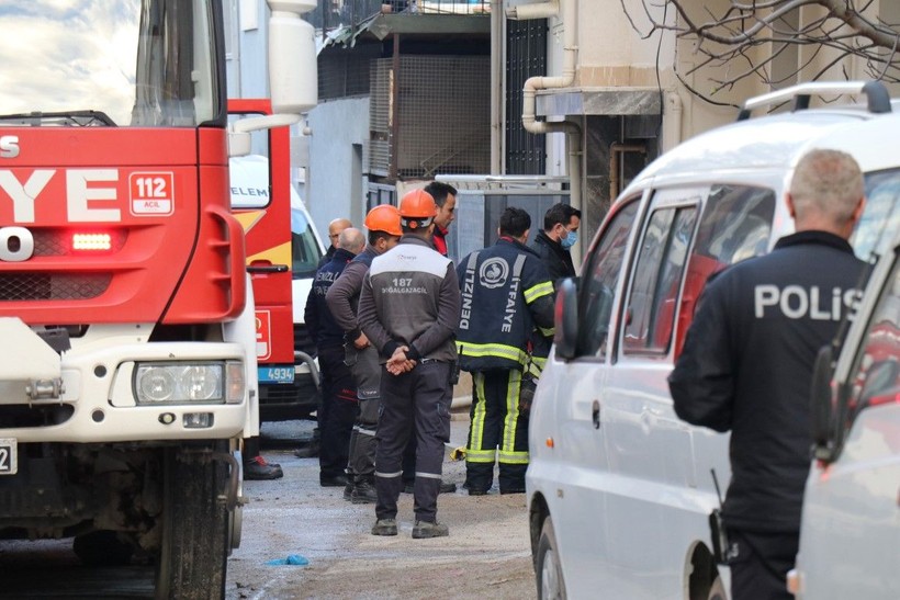 Denizli'de elektrikli battaniye faciası! 1 yaşındaki Masal'dan geriye ailesiyle çektirdiği fotoğraflar kaldı - Resim: 13