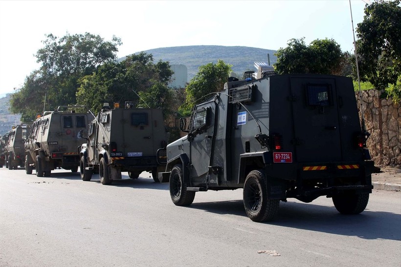 İsrail ordusu Tubas kenti yakınlarında yer alan El-Faria Mülteci Kampı'na baskın düzenledi - Resim: 17
