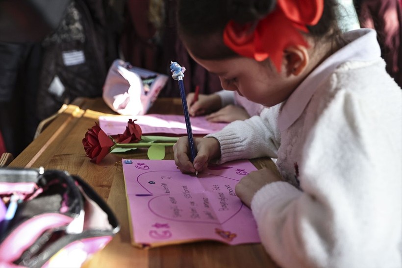 Koruma altındaki çocuklardan Mehmetçiğe duygulandıran mektup: Her zaman bizim kalbimizdesiniz, inşallah bir gün cennette buluşuruz - Resim: 6