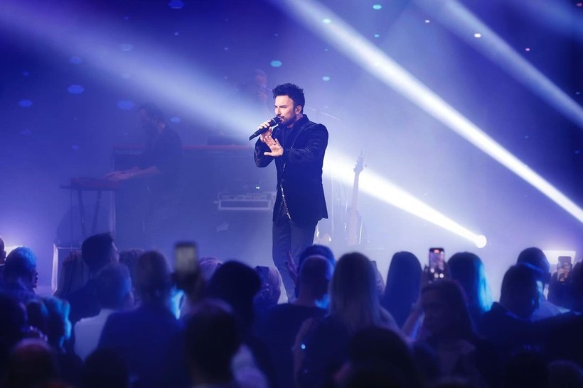 Yeni yıla Kıbrıs'ta giren Tarkan'ın '1 milyon dolar' aldığı iddiası yalanlandı! Bakın Tarkan yılbaşında ne kadar kazanmış? - Resim: 1