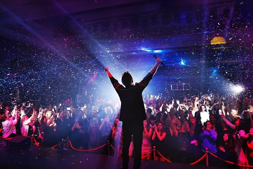 Yeni yıla Kıbrıs'ta giren Tarkan'ın '1 milyon dolar' aldığı iddiası yalanlandı! Bakın Tarkan yılbaşında ne kadar kazanmış? - Resim: 5