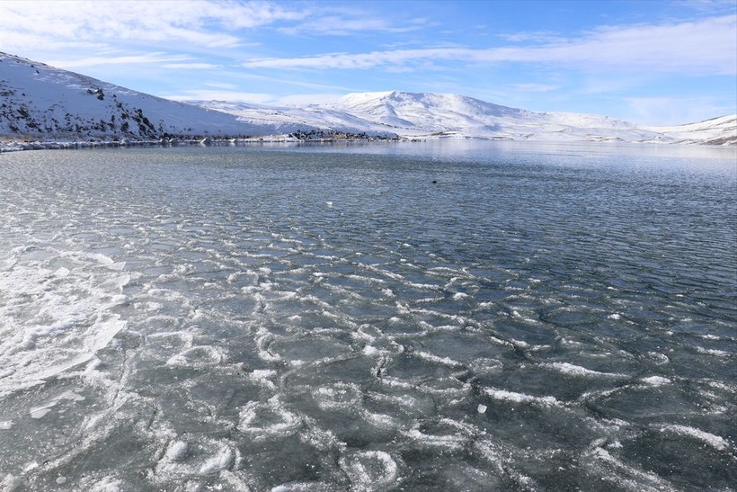 Ağrı'daki Balık Gölü buz tuttu! Göl dronla görüntülendi - Resim: 15