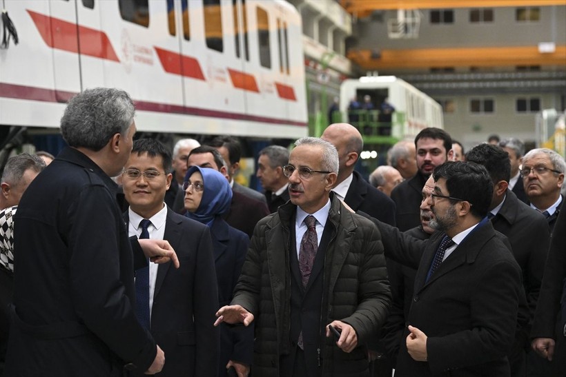 Bakan Uraloğlu müjdeyi verdi! Sürücüsüz yerli tren seti raylara hazır - Resim: 2