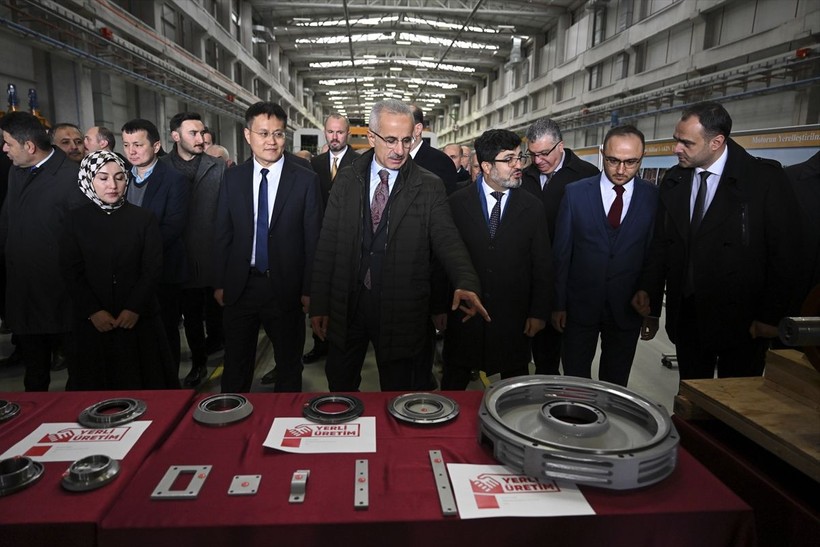 Bakan Uraloğlu müjdeyi verdi! Sürücüsüz yerli tren seti raylara hazır - Resim: 6