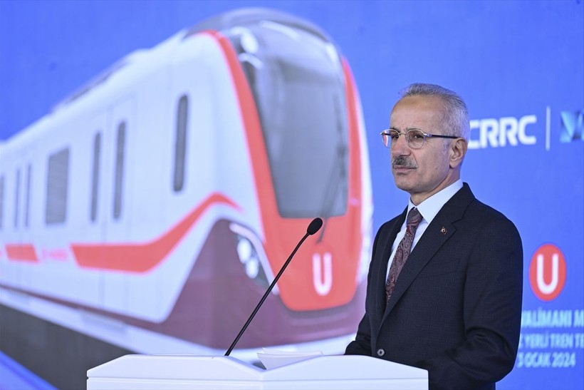 Bakan Uraloğlu müjdeyi verdi! Sürücüsüz yerli tren seti raylara hazır - Resim: 15