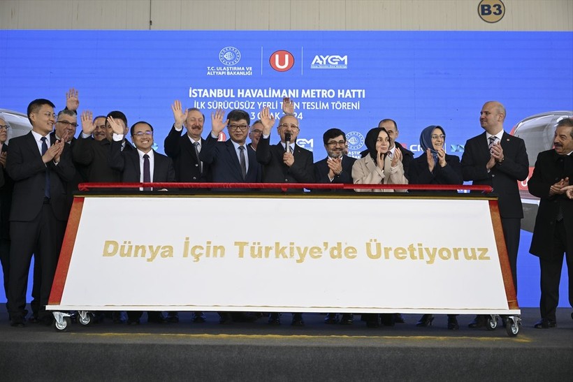 Bakan Uraloğlu müjdeyi verdi! Sürücüsüz yerli tren seti raylara hazır - Resim: 17