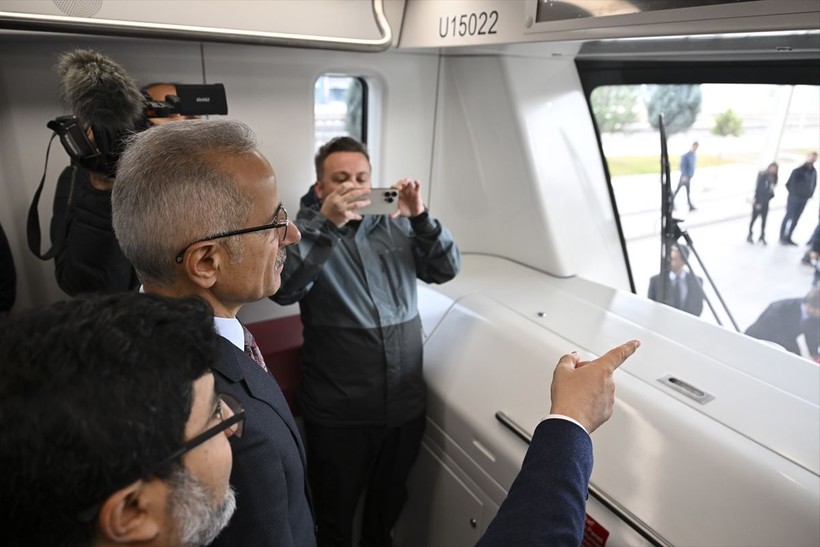 Bakan Uraloğlu müjdeyi verdi! Sürücüsüz yerli tren seti raylara hazır - Resim: 10