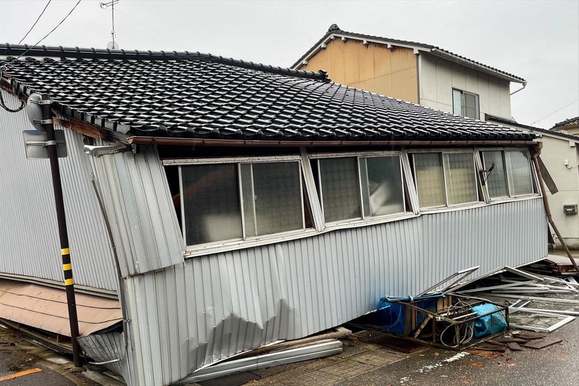 Japonya'da meydana gelen depremlerde hayatını kaybedenlerin sayısı 78'e yükseldi - Resim: 5