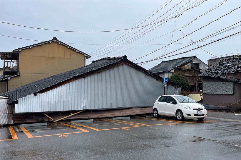 Japonya'da meydana gelen depremlerde hayatını kaybedenlerin sayısı 78'e yükseldi - Resim: 8