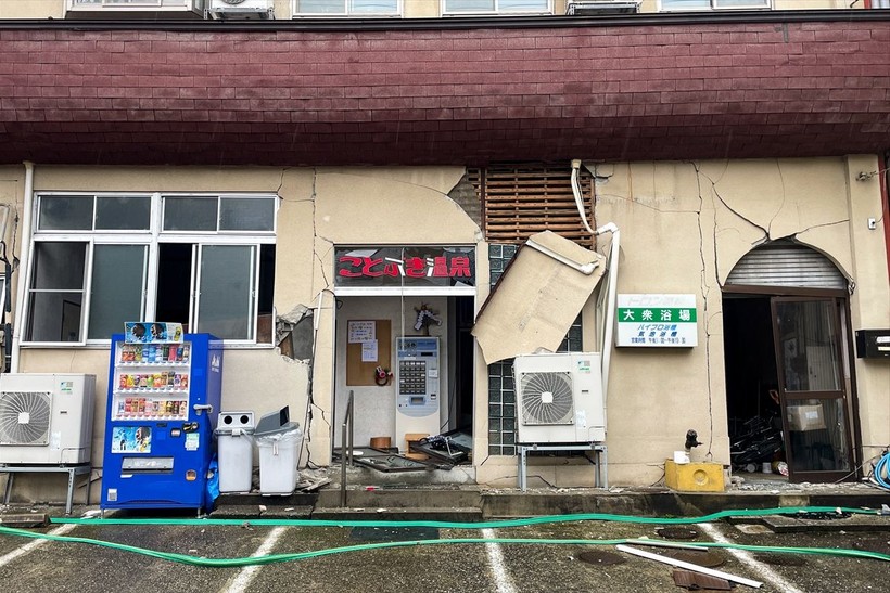 Japonya'da meydana gelen depremlerde hayatını kaybedenlerin sayısı 78'e yükseldi - Resim: 9