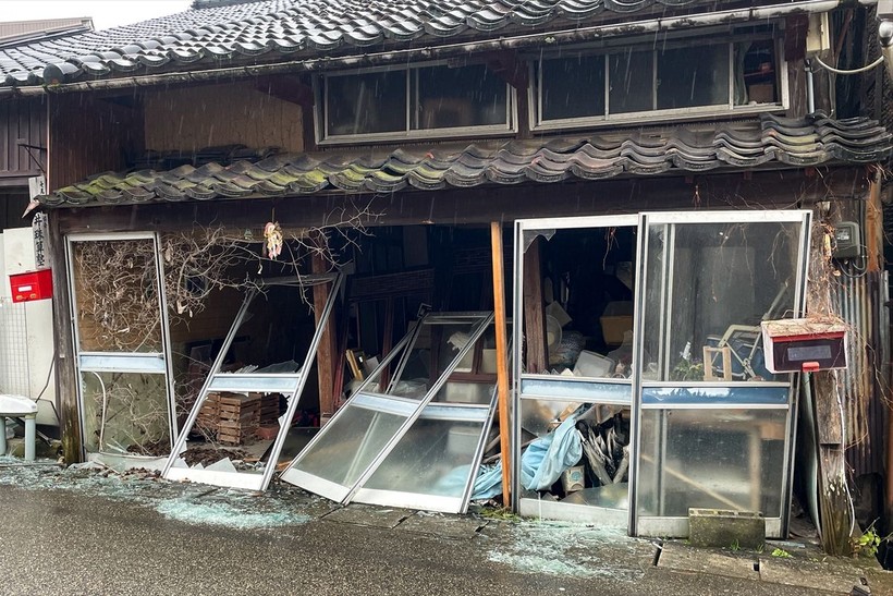 Japonya'da meydana gelen depremlerde hayatını kaybedenlerin sayısı 78'e yükseldi - Resim: 10