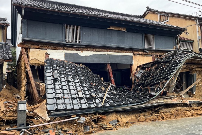 Japonya'da meydana gelen depremlerde hayatını kaybedenlerin sayısı 78'e yükseldi - Resim: 21