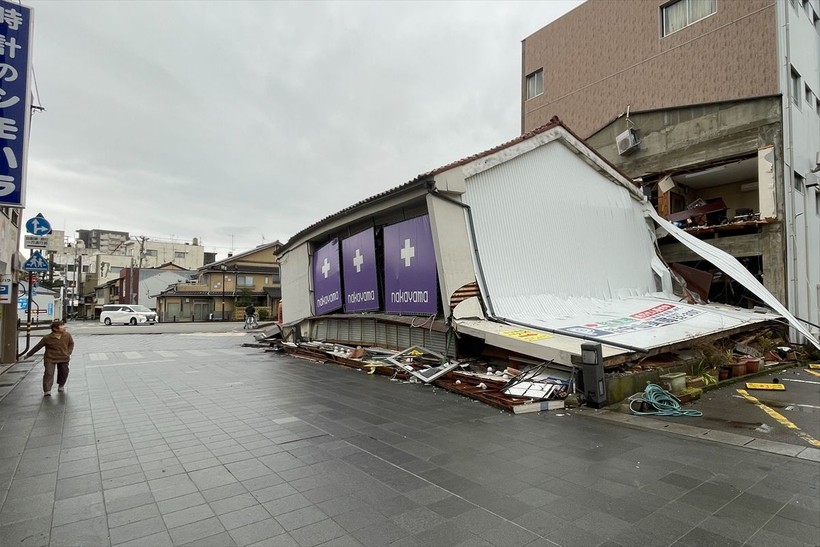 Japonya'da meydana gelen depremlerde hayatını kaybedenlerin sayısı 78'e yükseldi - Resim: 25