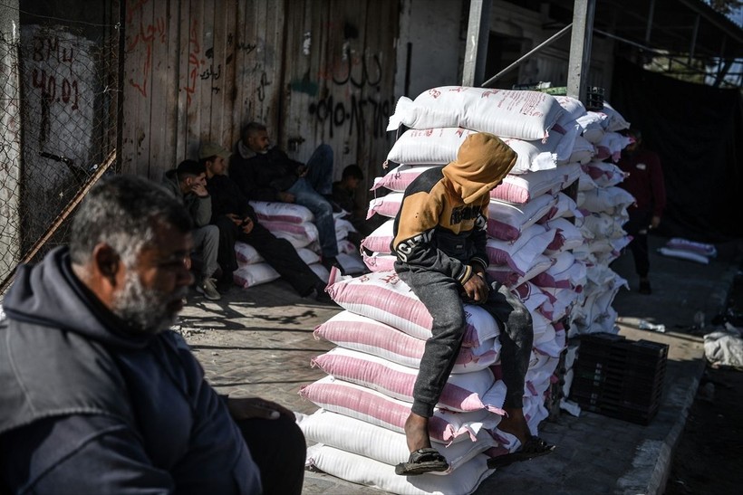 Birleşmiş Milletler Filistinlilere un dağıttı! - Resim: 22