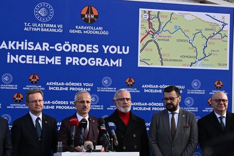 Ankara İzmir arası 14 saatten 3,5 saate düşüyor - Resim: 1