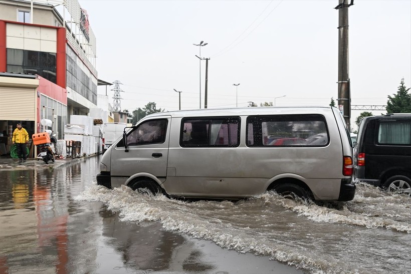 Meteoroloji'den 25 il için sarı ve turuncu kodlu uyarı! AFAD'dan açıklama geldi - Resim: 14