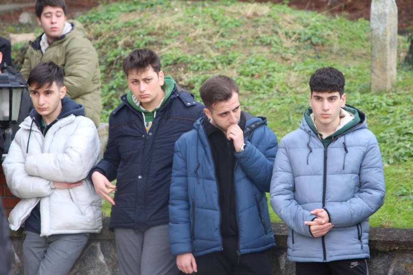 Trabzon'da silahla intihar eden lise öğrencisi arkadaşlarından helallik istemiş - Resim: 8