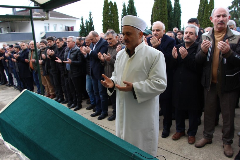 Trabzon'da silahla intihar eden lise öğrencisi arkadaşlarından helallik istemiş - Resim: 13