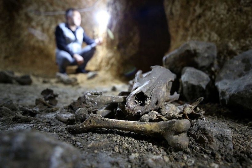 Konya'da tünellerle bağlı bir yer altı şehri keşfedildi - Resim: 7