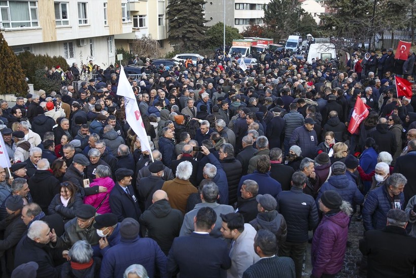 Uğur Mumcu ölümünün 31'inci yılında evinin önünde anıldı - Resim: 20