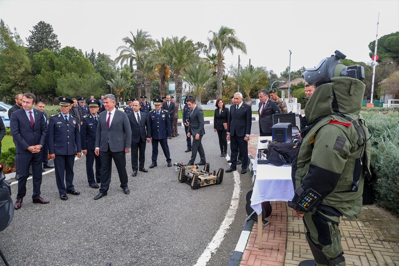 Türkiye'den KKTC polisine araç, ekipman ve malzeme desteği - Resim: 7
