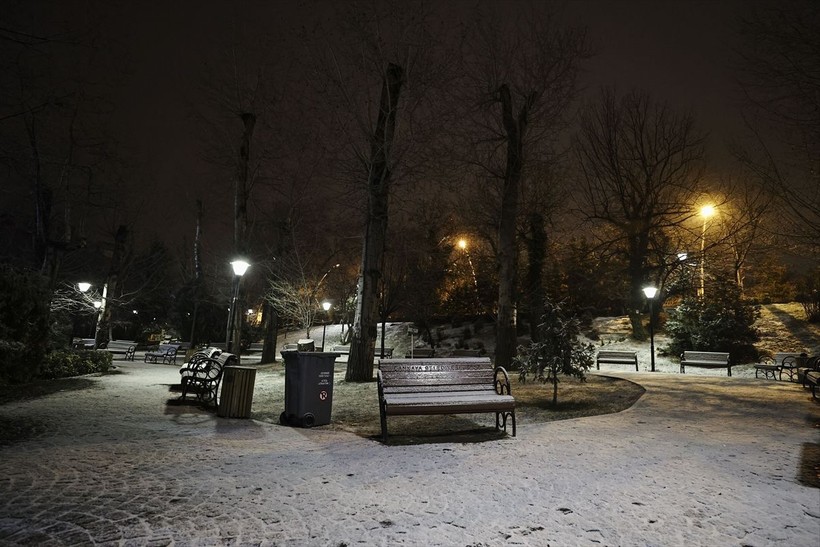 Ankara'da kar yağışı etkili oldu ☃️🌨️❄️ Her yer beyaza büründü - Resim: 2