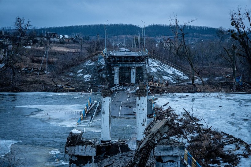 Ukrayna'nın Donetsk bölgesinde savaşın izleri - Resim: 39
