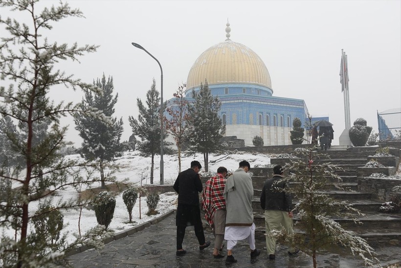 Afganistan'ın başkenti Kabil'e ilk kar yağdı! - Resim: 3