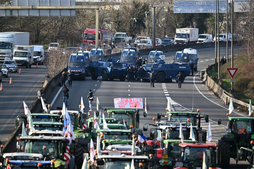 Avrupalı çiftçiler istediğini almadan pes etmiyor! Belçika'da protestolar büyüdü, yollar kapandı - Resim: 19
