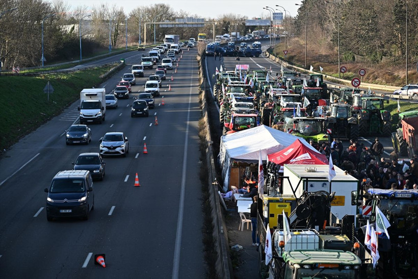 Avrupalı çiftçiler istediğini almadan pes etmiyor! Belçika'da protestolar büyüdü, yollar kapandı - Resim: 23
