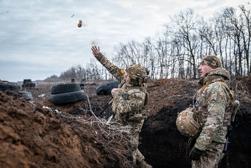 Ukrayna ordusu Donetsk Oblastı'nda eğitimlerine devam ediyor - Resim: 8