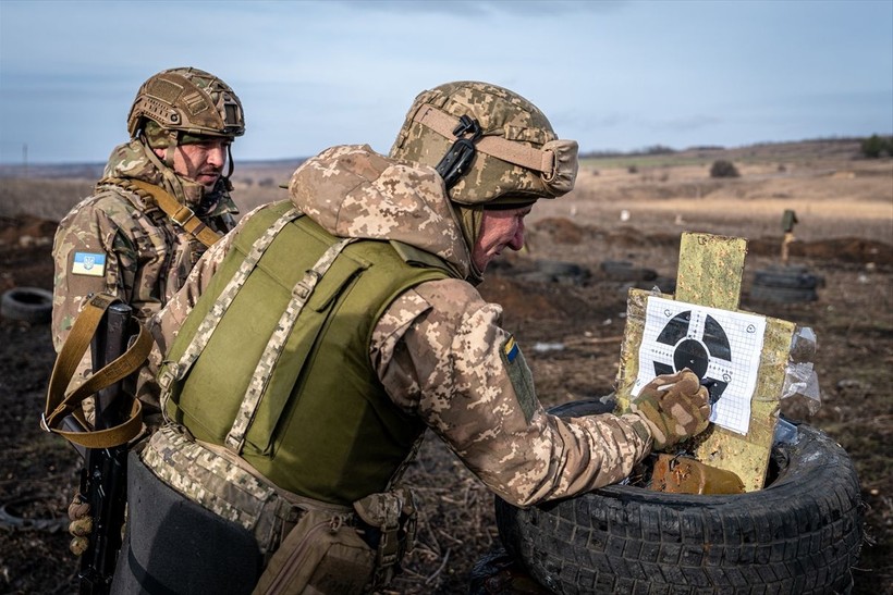 Ukrayna ordusu Donetsk Oblastı'nda eğitimlerine devam ediyor - Resim: 20