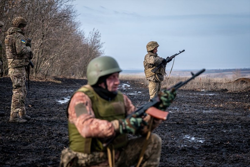 Ukrayna ordusu Donetsk Oblastı'nda eğitimlerine devam ediyor - Resim: 22