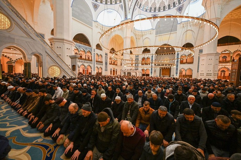Miraç Kandili yurt genelinde dualarla idrak edildi - Resim: 9