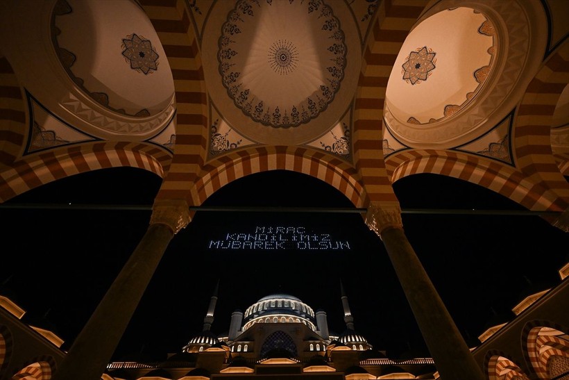 Miraç Kandili yurt genelinde dualarla idrak edildi - Resim: 16