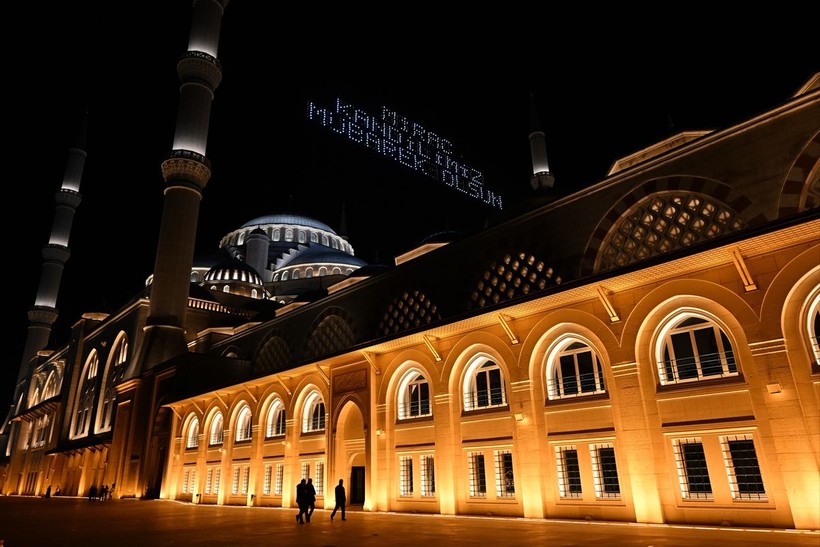 Miraç Kandili yurt genelinde dualarla idrak edildi - Resim: 23
