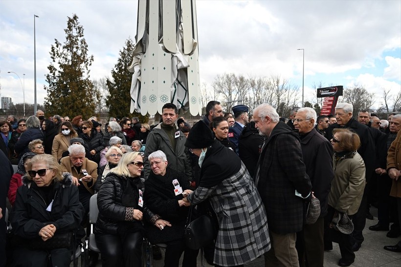 Ankara'da hayatını kaybeden eski 3. Ordu Komutanı emekli Orgeneral Saldıray Berk son yolculuğuna uğurlandı - Resim: 1