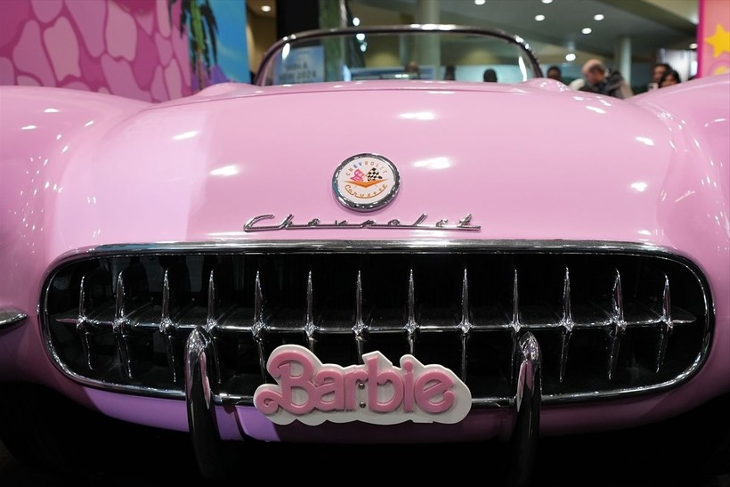 Kanada'nın Toronto kentinde Barbie filminde görülen ikonik pembe araç sergilendi - Resim: 6