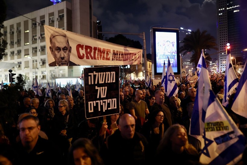 İsrailli vatandaşlardan 'Netanyahu' karşıtı eylem! - Resim: 25