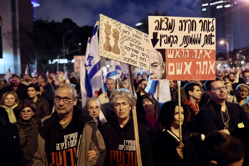 İsrailli vatandaşlardan 'Netanyahu' karşıtı eylem! - Resim: 27