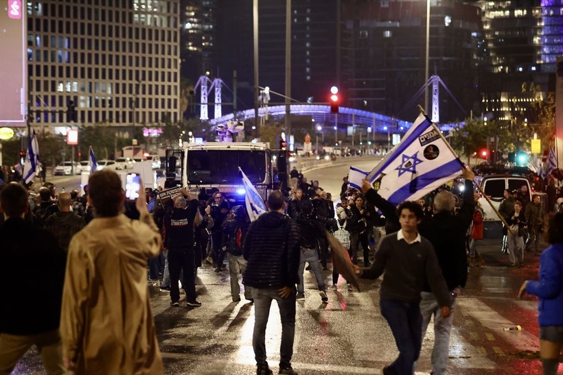 İsrailli vatandaşlardan 'Netanyahu' karşıtı eylem! - Resim: 49