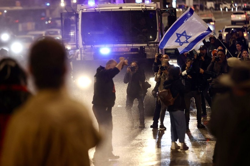 İsrailli vatandaşlardan 'Netanyahu' karşıtı eylem! - Resim: 51