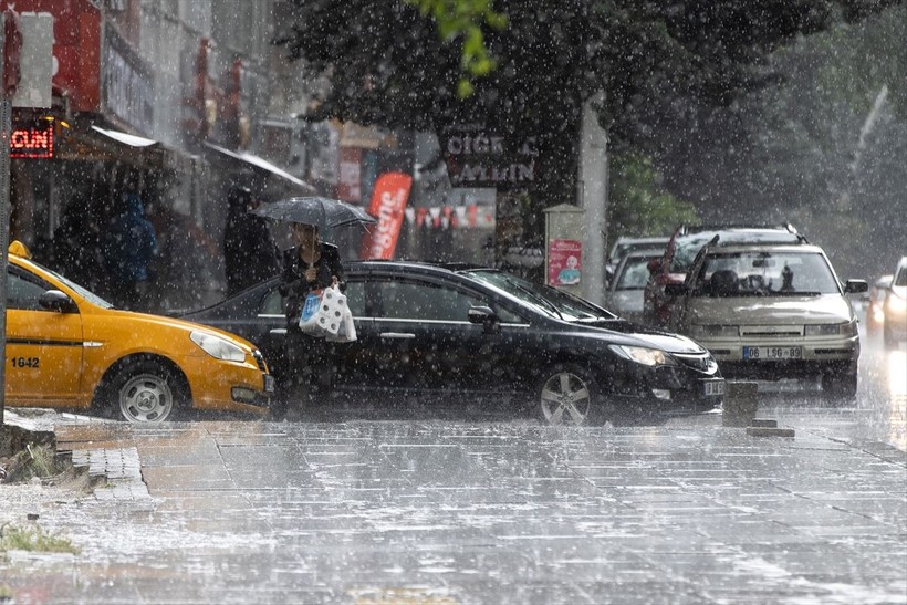 Meteoroloji 8 kent için 'risk var' uyarısında bulundu! Perşembe gününden itibaren Türkiye'de etkili olacak - Resim: 9